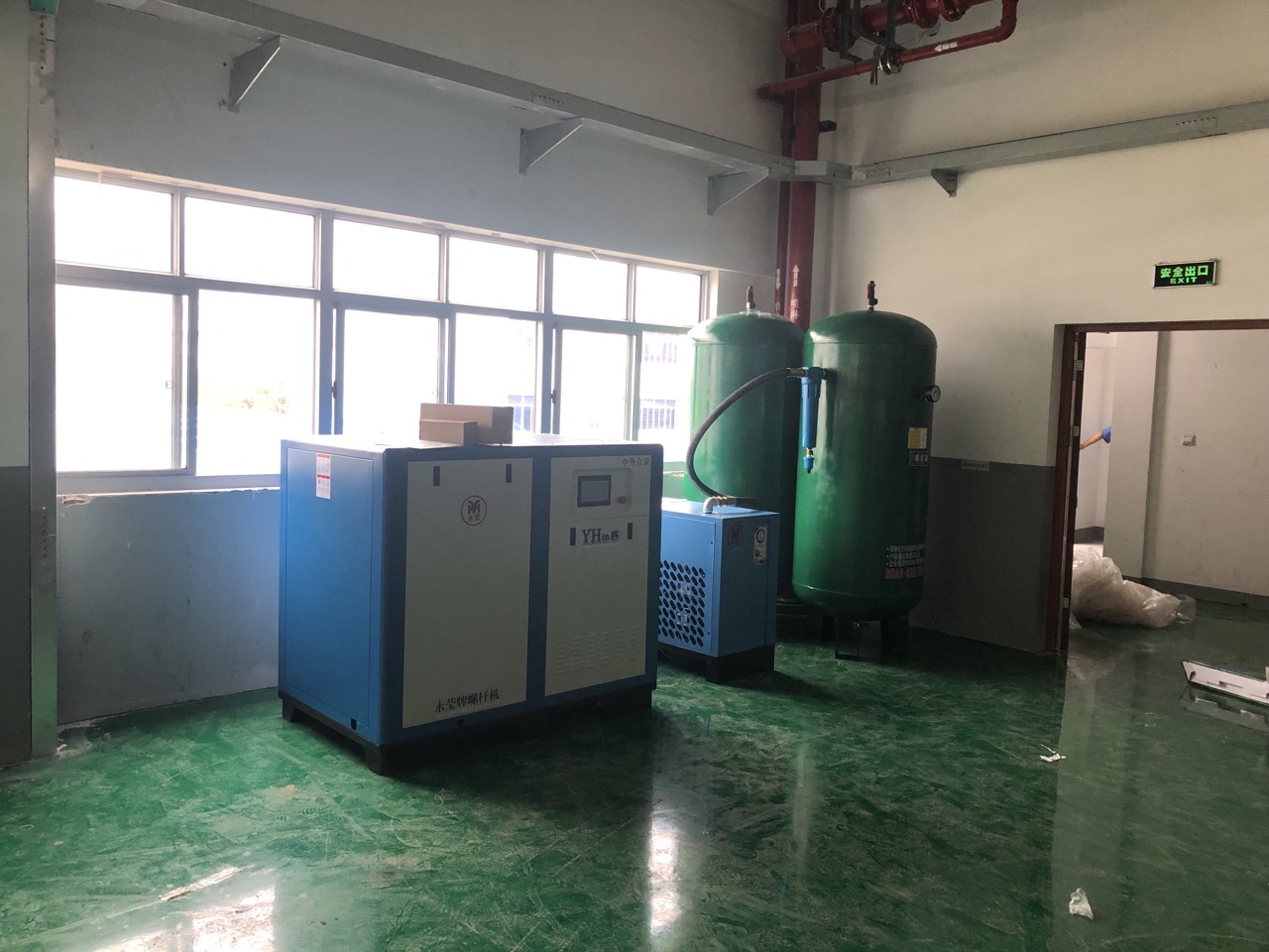 口罩機用權偉螺桿空壓機